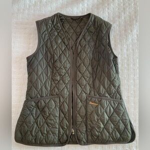 NWOT Barbour zip up vest US size 10
